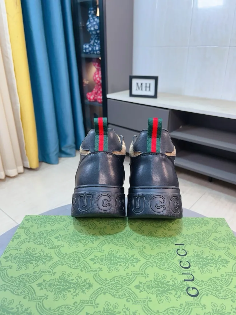 Factory price 438🌹🌹GUCCI [Gucci] New high-top men's shoes, a high-end brand, the latest fashionable casual men's shoes, trendy and versatile, relaxed and sporty style, uppers imported from Italy, first-layer cowhide, genuine leather lining, and ultra-fine workmanship. Original personalized fashionable rubber wear-resistant outsole, light and comfortable on the foot, size 38-44